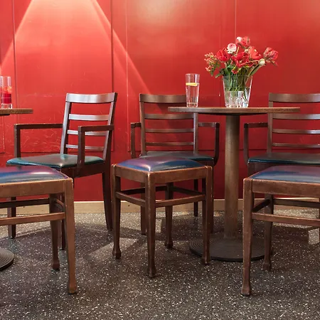 Hotel Altstadt 3*