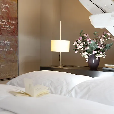 Altstadt Отель Цюрих