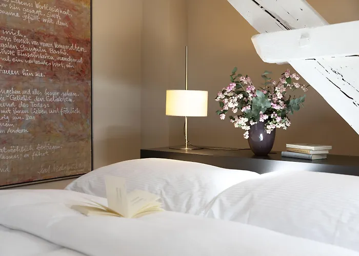 Altstadt Готель Цюрих